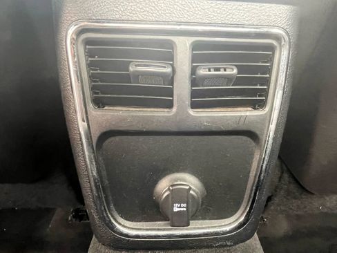 Used 2013 Dodge Charger SXT image 28