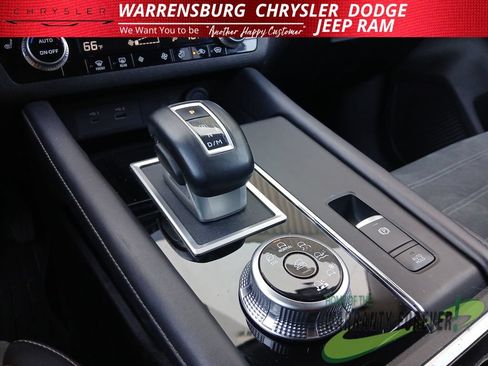 Used 2024 Mitsubishi Outlander SE AWD/4WD image 24
