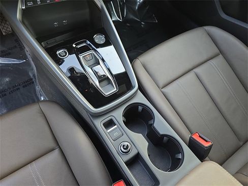 Used 2025 Audi A3 2.0T Premium image 27