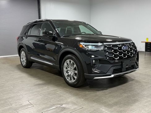 New 2026 Ford Explorer Platinum image 2