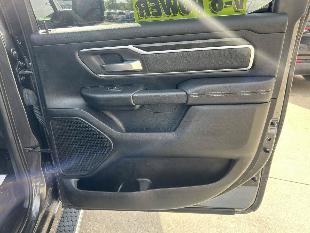 Used 2019 RAM 1500 Big Horn AWD/4WD image 14