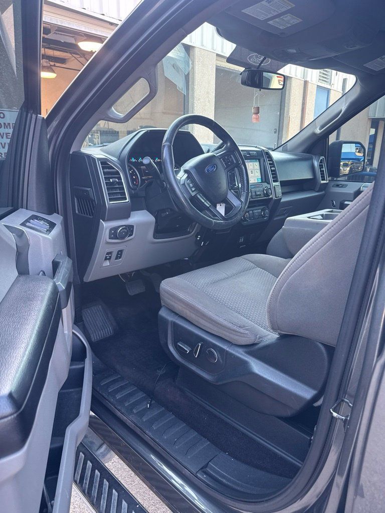 Used 2017 Ford F150 XLT w/ Equipment Group 302A Luxury AWD/4WD image 5