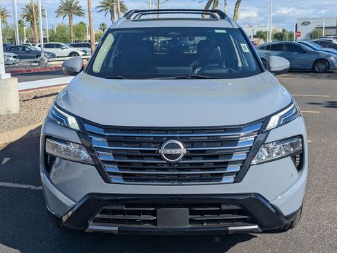 Certified 2024 Nissan Rogue Platinum w/ Platinum Premium Package image 9