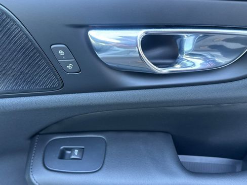 Used 2023 Volvo S60 T8 Plus w/ Climate Package image 18
