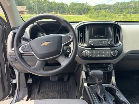 Used 2016 Chevrolet Colorado W/T w/ WT Convenience Package RWD image 8