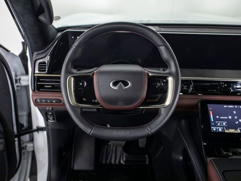 Used 2025 INFINITI QX80 Autograph w/ Autograph Exterior Package image 36