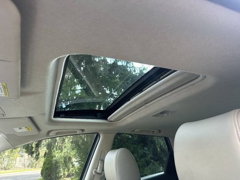 Used 2010 MAZDA CX-7 s Touring w/ Technology Pkg AWD/4WD image 16