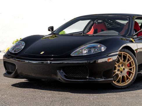 Used 2004 Ferrari 360 Challenge Stradale RWD image 2