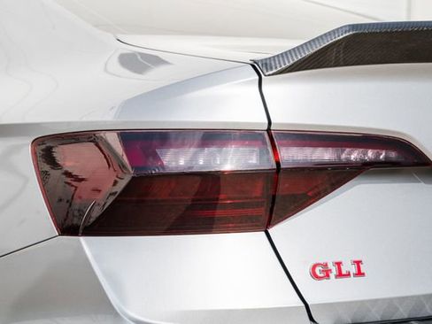 Used 2020 Volkswagen Jetta GLI Autobahn image 70