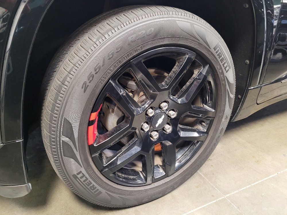 Used 2019 Chevrolet Traverse Premier w/ Redline Edition FWD image 31