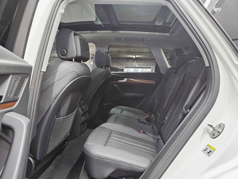 Used 2023 Audi Q5 Prestige image 25