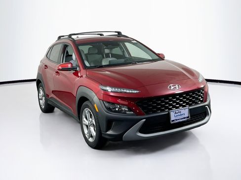 Used 2023 Hyundai Kona SEL image 3