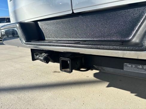 Used 2023 GMC Savana 2500 LS w/ Driver Convenience Package image 11