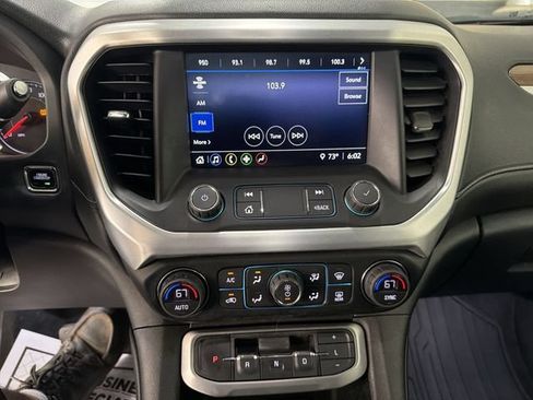 Used 2020 GMC Acadia SLE w/ Driver Convenience Package AWD/4WD image 16