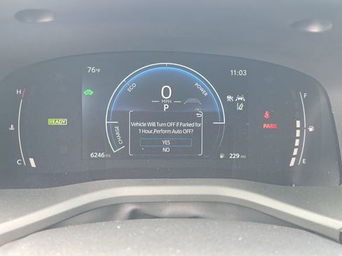 Used 2025 Toyota Camry SE image 22