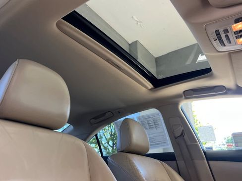 Used 2011 Lexus ES 350 FWD image 17