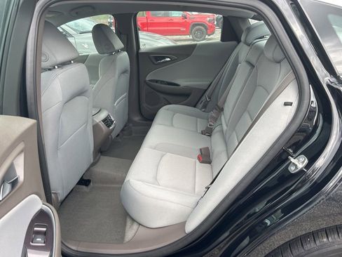 Used 2025 Chevrolet Malibu LT image 10