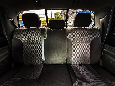 Used 2015 Toyota Tacoma 4x4 Double Cab image 27