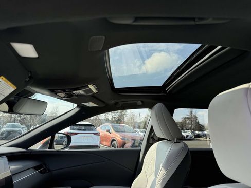 Used 2024 Lexus RX 350 image 21