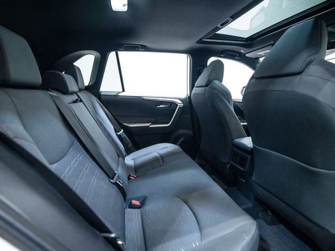 Used 2024 Toyota RAV4 SE w/ Weather & Moonroof Package image 34