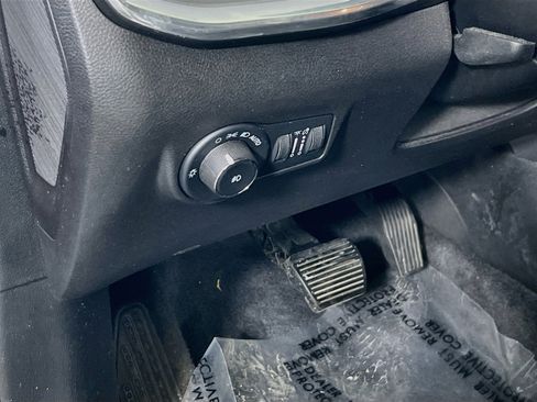 Used 2023 Jeep Compass Limited AWD/4WD image 10
