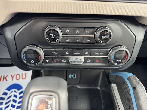 Used 2021 Ford Bronco Wildtrak image 29