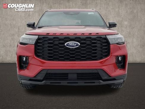 New 2026 Ford Explorer ST-Line w/ ST-Line Street Pack image 2