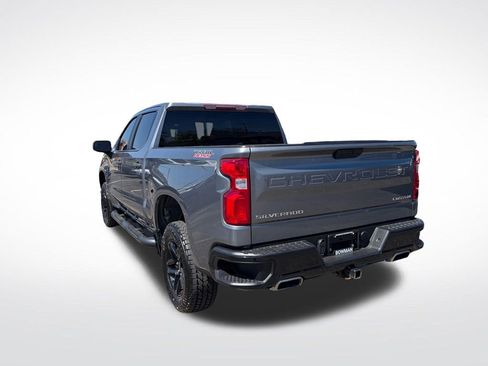 Used 2021 Chevrolet Silverado 1500 Custom Trail Boss AWD/4WD image 3