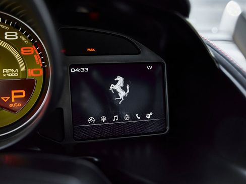 Used 2020 Ferrari 812 Superfast RWD image 66