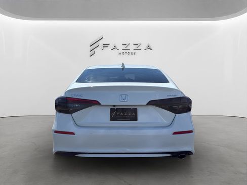 Used 2023 Honda Civic Sport image 8