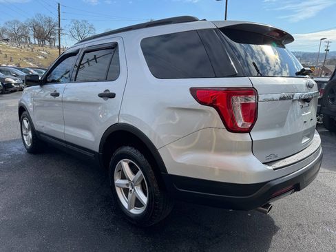 Used 2018 Ford Explorer 4WD image 5