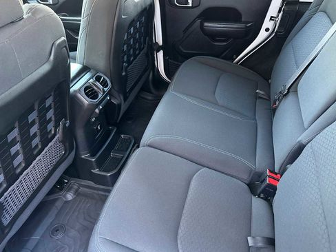 Used 2022 Jeep Wrangler Unlimited Rubicon 4xe w/ Steel Bumper Group image 12