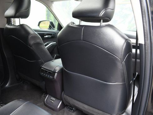 Certified 2024 Toyota Highlander XLE AWD/4WD image 28