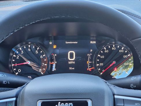 New 2026 Jeep Compass Latitude image 15