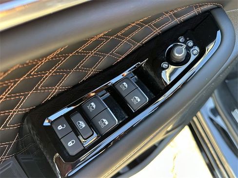 Used 2025 Jeep Grand Cherokee Summit w/ Adv Protech Group IV image 34