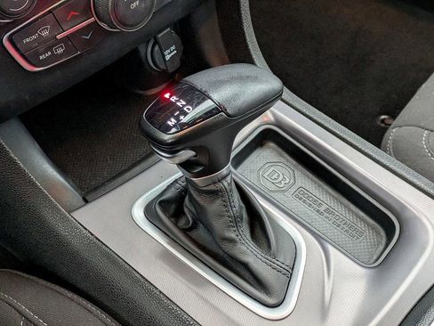 Used 2023 Dodge Charger SXT image 24