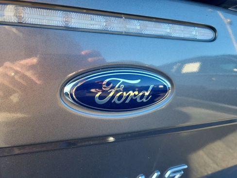 Used 2010 Ford Focus SES image 10