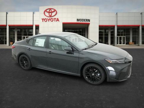 New 2026 Toyota Camry SE image 27