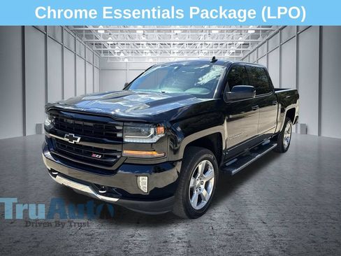 Used 2017 Chevrolet Silverado 1500 LT w/ All Star Edition AWD/4WD image 3