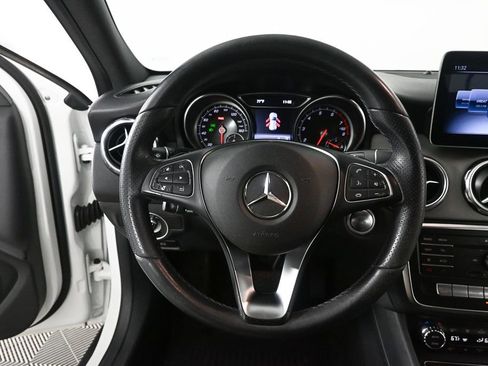 Used 2020 Mercedes-Benz GLA 250 4MATIC image 2