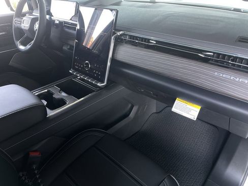 New 2025 GMC Sierra EV Denali image 28