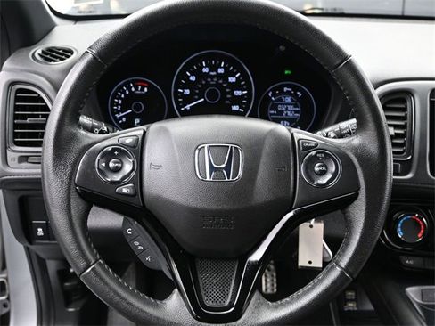 Used 2022 Honda HR-V Sport image 12