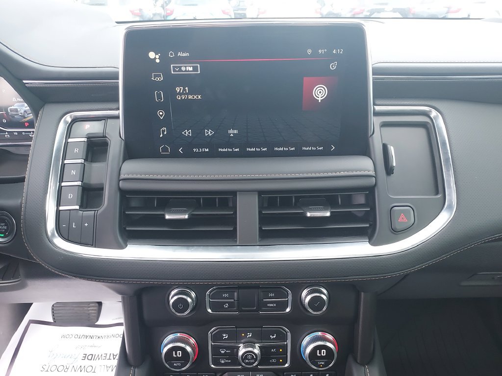 Used 2024 GMC Yukon AT4 w/ Technology Package AWD/4WD image 21