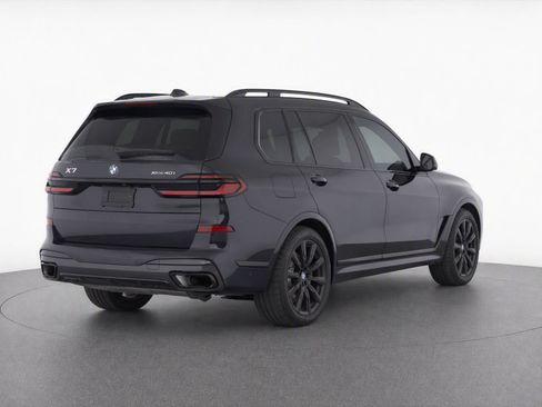 Certified 2026 BMW X7 xDrive40i w/ M Sport Package AWD/4WD image 8