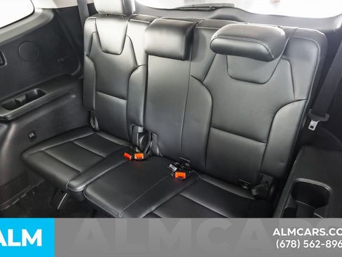 Used 2024 Kia Telluride S w/ S Sunroof Package FWD image 19