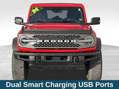 Used 2024 Ford Bronco Badlands image 38