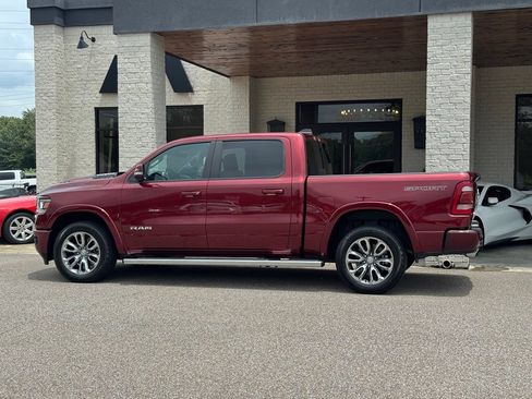 Used 2021 RAM 1500 Laramie w/ Sport Appearance Package AWD/4WD image 8