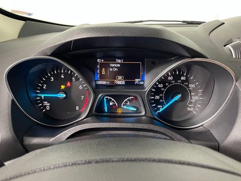 Used 2019 Ford Escape SE AWD/4WD image 5