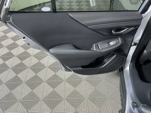 Used 2024 Subaru Outback Premium AWD/4WD image 10