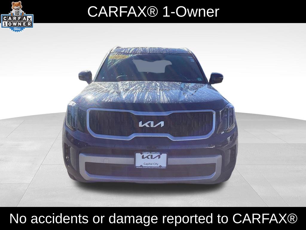 Used 2024 Kia Telluride EX w/ EX Captain's Chair Package AWD/4WD image 2